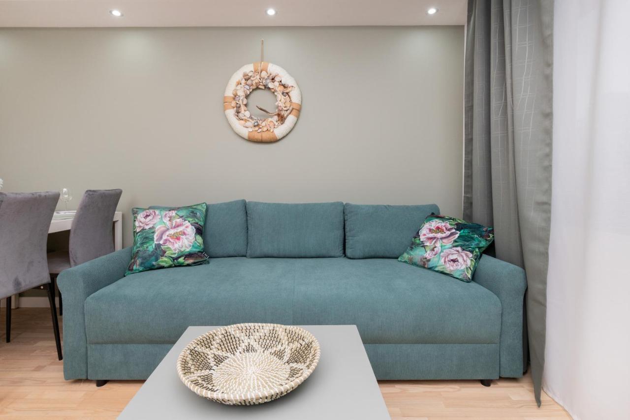 Apartment Cozy With Balcony In Dlugie Ogrody By Renters *